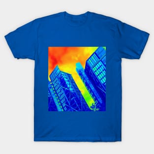 Alien London cityscape T-Shirt